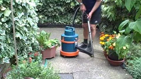 VAX 4000 IN ACTION