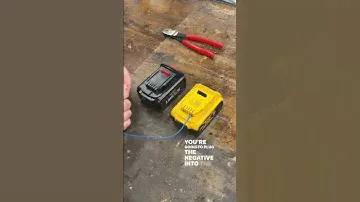 Fixing a dead battery that won’t charge #shoptips #shophacks #batteries #batteryhacks